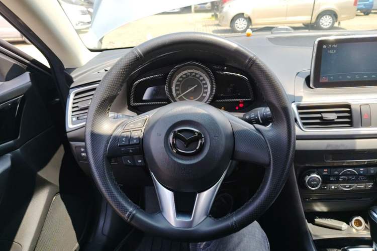Used Mazda 3 Axela 2014 Hatchback 1.5L Automatic Luxury Model Steering Wheel