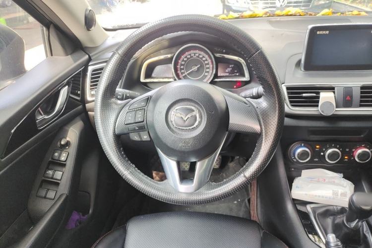 Used Mazda 3 Axela 2014 Sedan 1.5L Manual Comfort Model Steering Wheel