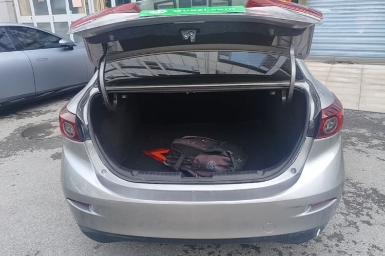 Used Mazda 3 Axela 2014 Sedan 1.5L Manual Comfort Model Trunk