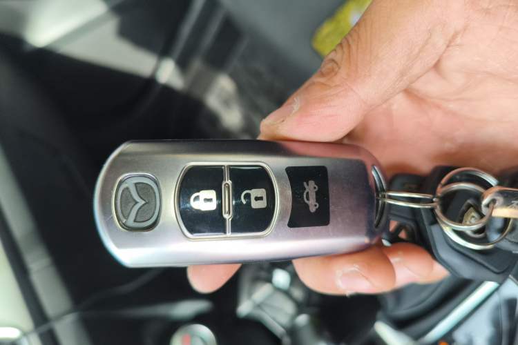 Used Mazda 3 Axela 2014 Sedan 2.0L Automatic Sport Model Vehicle Key