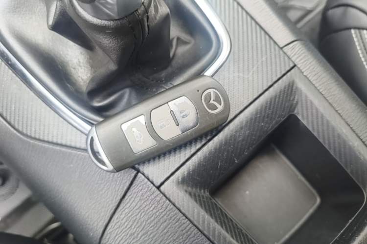 Used Mazda 3 Axela 2014 Sedan 1.5L Manual Comfort Model Vehicle Key
