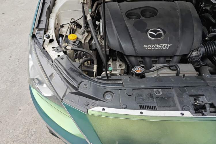 Used Mazda 3 Axela 2014 Sedan 2.0L Automatic Sport Model Engine Bay Right