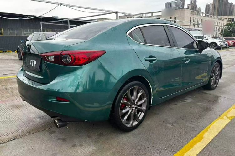 Used Mazda 3 Axela 2014 Sedan 2.0L Automatic Sport Model Exterior 5