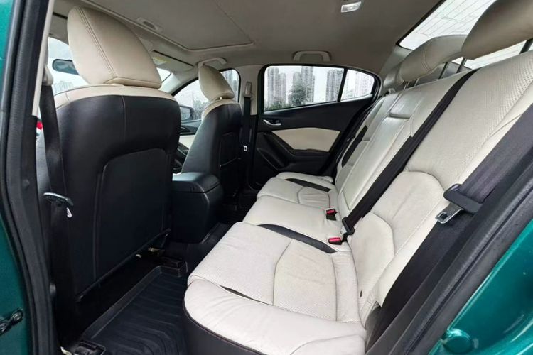 Used Mazda 3 Axela 2014 Sedan 2.0L Automatic Sport Model Interior 2