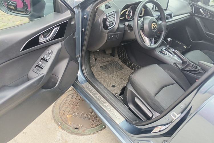 Used Mazda 3 Axela 2014 Sedan 1.5L Automatic Comfort Model Driver Seat