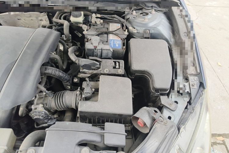 Used Mazda 3 Axela 2014 Sedan 1.5L Automatic Comfort Model Engine Bay Left