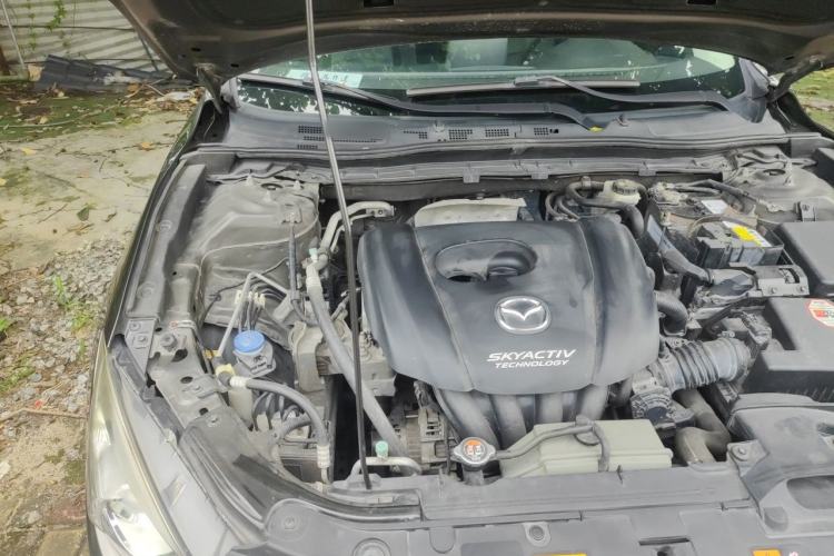 Used Mazda 3 Axela 2014 Sedan 1.5L Manual Comfort Model Engine Bay Right