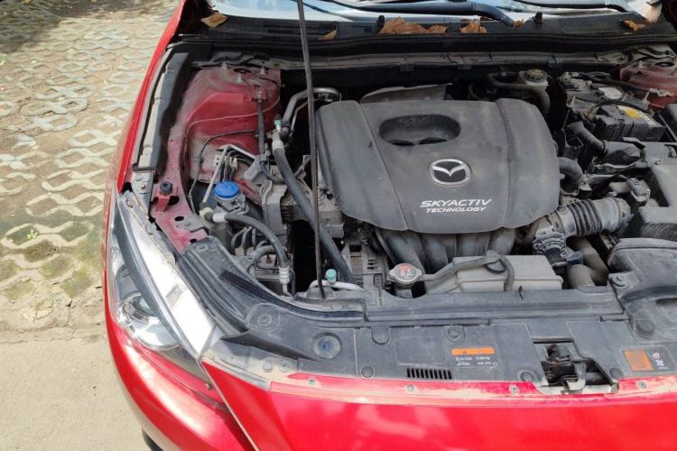 Used Mazda 3 Axela 2014 Sedan 1.5L Automatic Comfort Model Engine Bay Right