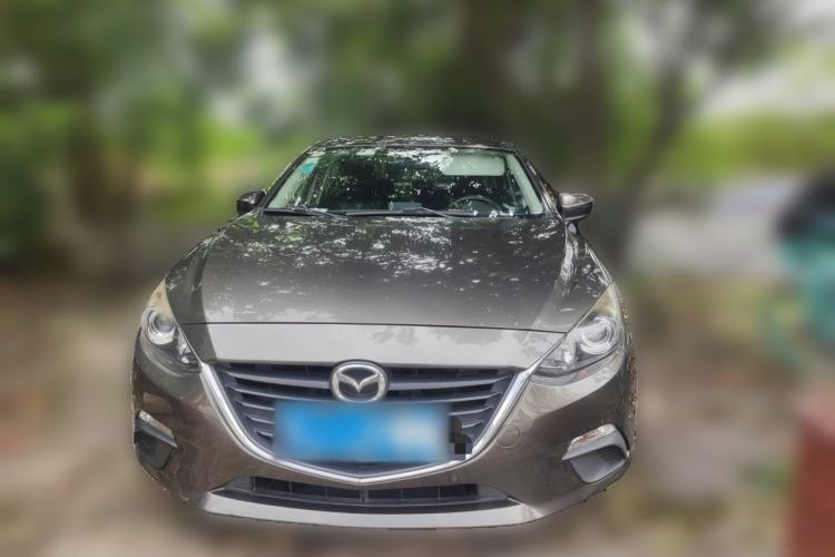Used Mazda 3 Axela 2014 Sedan 1.5L Manual Comfort Model Front