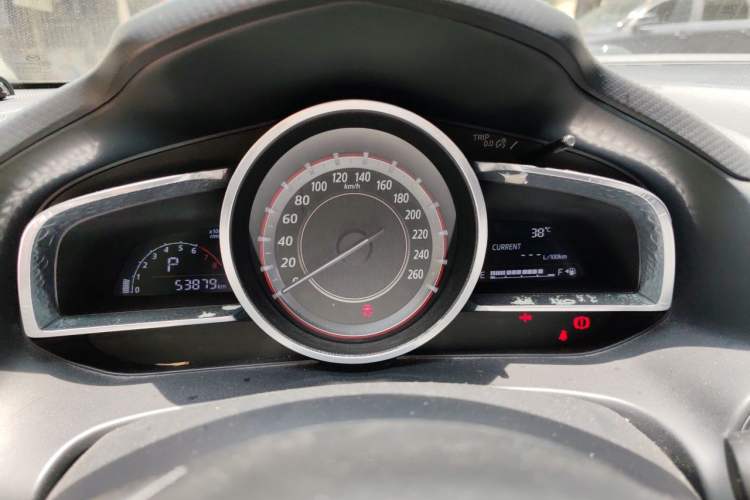 Used Mazda 3 Axela 2014 Sedan 1.5L Automatic Comfort Model Instrument Cluster