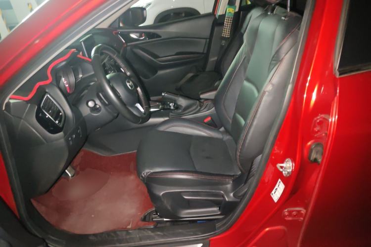 Used Mazda 3 Axela 2014 Hatchback 2.0L Automatic Sport Model Left Front Seat