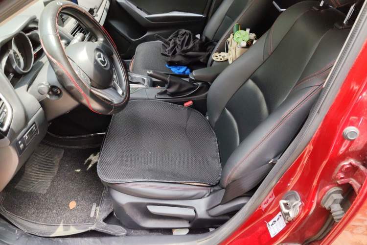 Used Mazda 3 Axela 2014 Sedan 1.5L Automatic Comfort Model Left Front Seat