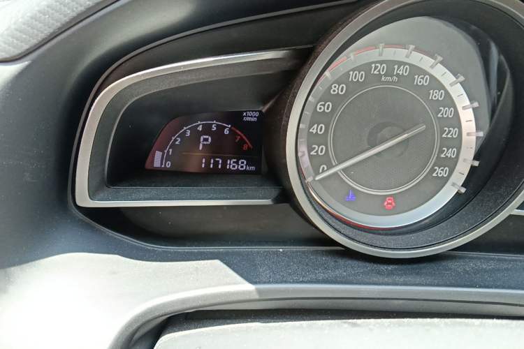 Used Mazda 3 Axela 2014 Sedan 1.5L Automatic Comfort Model Odometer Close Up