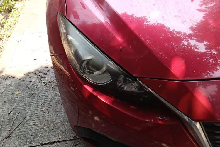 Used Mazda 3 Axela 2014 Sedan 1.5L Automatic Comfort Model Right Front Headlight