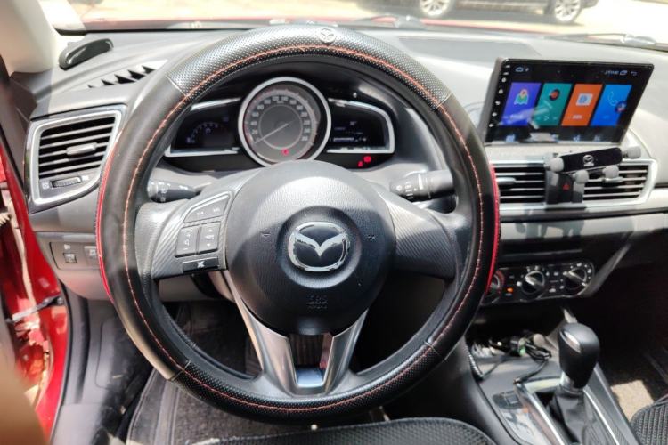 Used Mazda 3 Axela 2014 Sedan 1.5L Automatic Comfort Model Steering Wheel