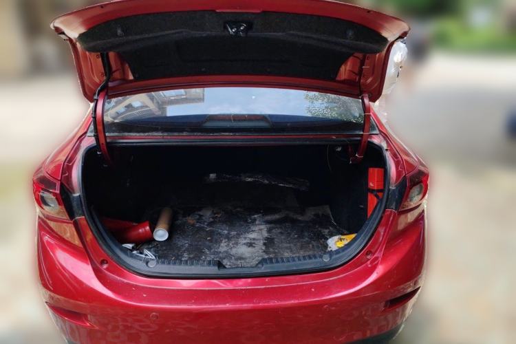 Used Mazda 3 Axela 2014 Sedan 1.5L Automatic Comfort Model Trunk