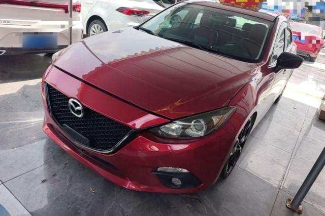 Used Mazda 3 Axela 2014 Sedan 2.0L Automatic Sport Model