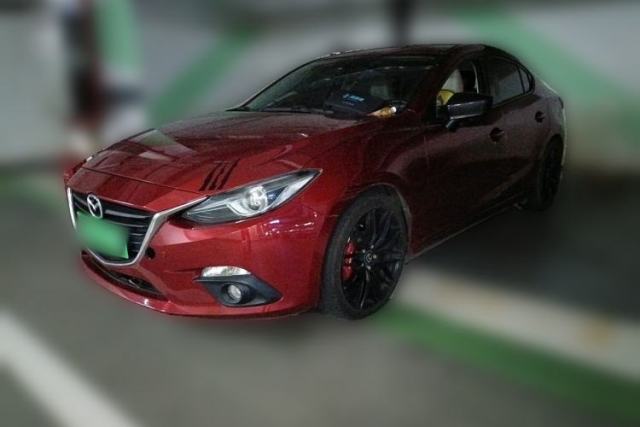 Used Mazda 3 Axela 2014 Sedan 2.0L Automatic Sport Model