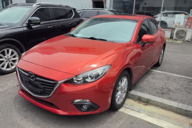 Used Mazda 3 Axela 2014 Hatchback 1.5L Automatic Luxury Model