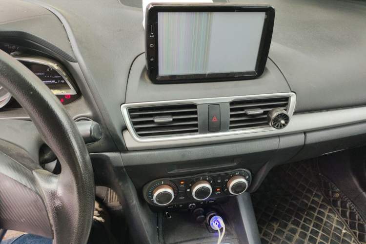 Used Mazda 3 Axela 2014 Sedan 1.5L Manual Comfort Model Audio And AC Panel