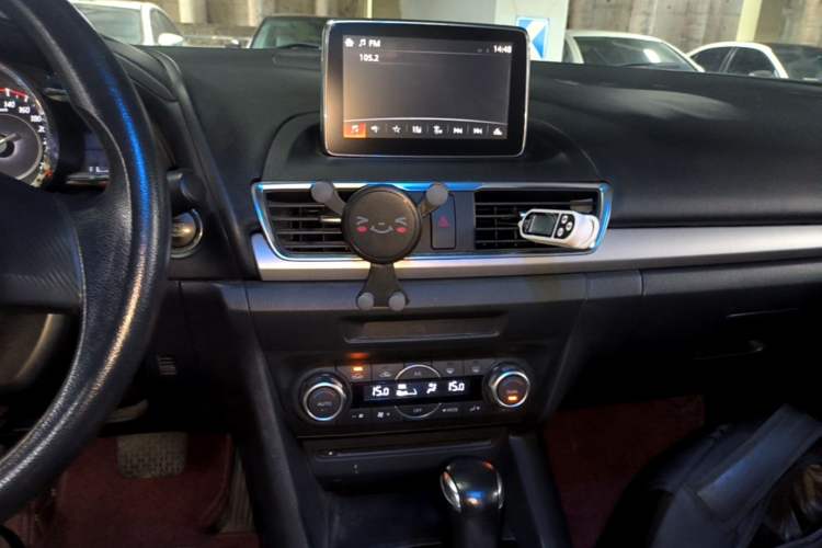 Used Mazda 3 Axela 2014 Sedan 1.5L Automatic Luxury Model Audio And AC Panel