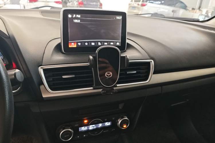 Used Mazda 3 Axela 2014 Sedan 1.5L Automatic Luxury Model Audio And AC Panel