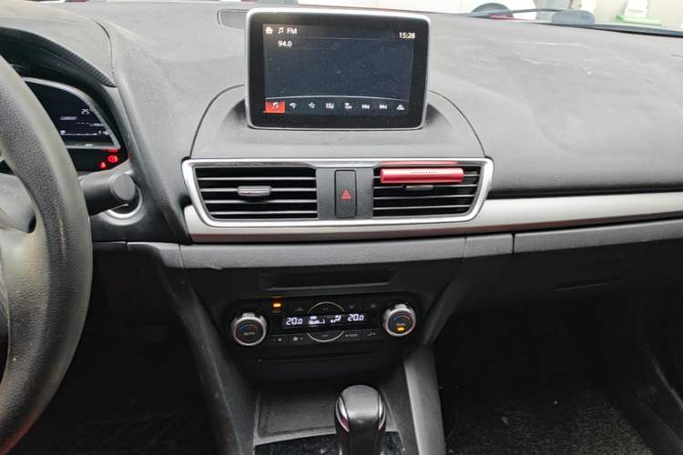 Used Mazda 3 Axela 2014 Sedan 1.5L Automatic Luxury Model Audio And AC Panel