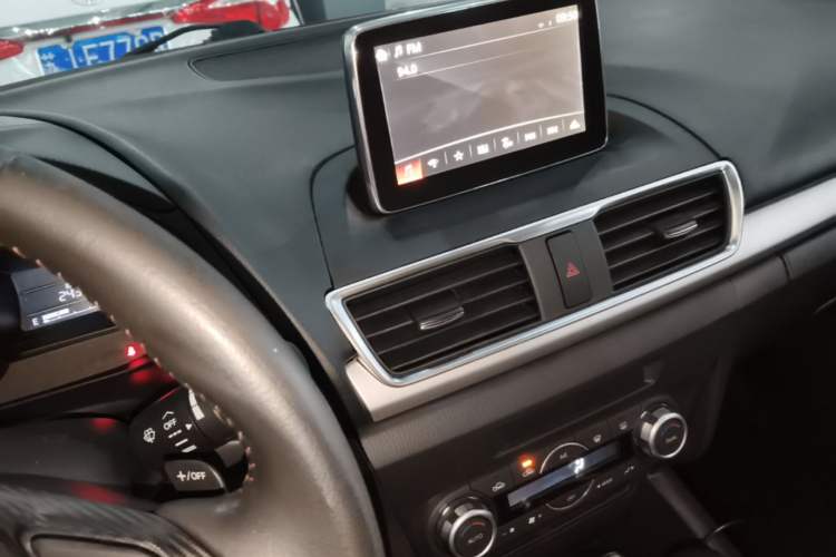 Used Mazda 3 Axela 2014 Sedan 2.0L Automatic Sport Model Audio And AC Panel