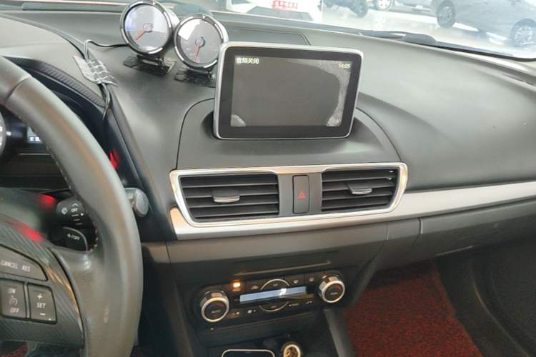 Used Mazda 3 Axela 2014 Sedan 2.0L Automatic Sport Model Audio And AC Panel