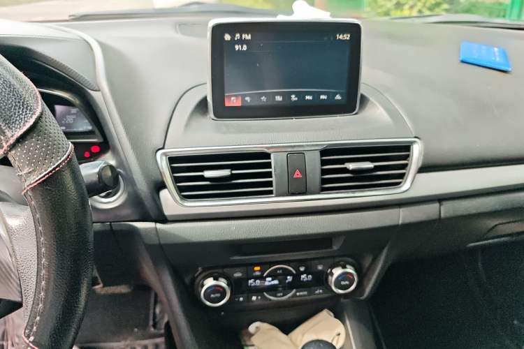 Used Mazda 3 Axela 2014 Sedan 1.5L Automatic Luxury Model Audio And AC Panel
