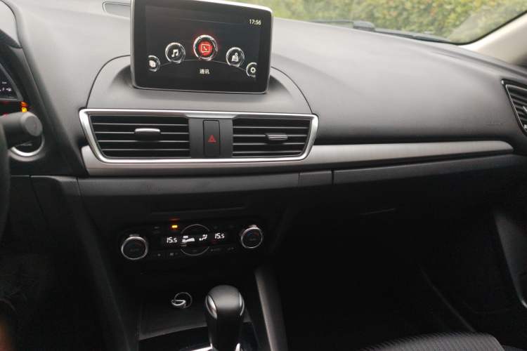 Used Mazda 3 Axela 2014 Sedan 1.5L Automatic Luxury Model Audio And AC Panel