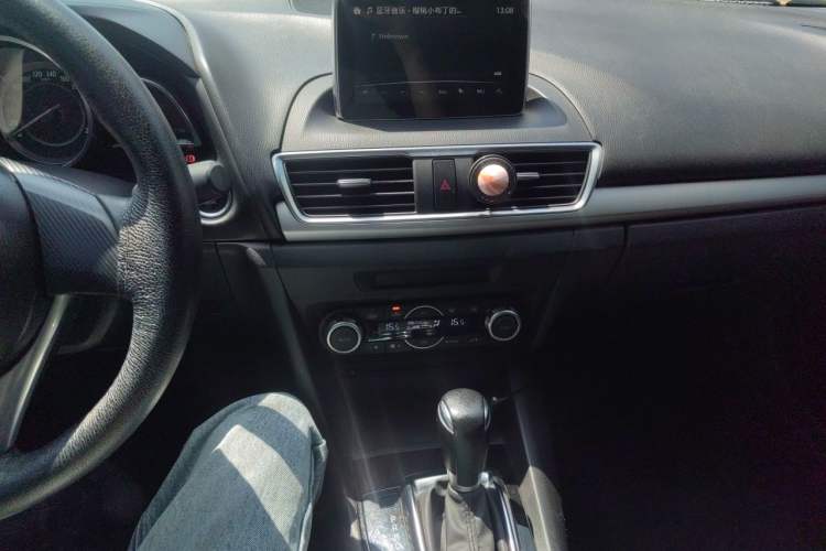Used Mazda 3 Axela 2014 Sedan 1.5L Automatic Luxury Model Audio And AC Panel