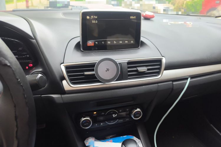 Used Mazda 3 Axela 2014 Sedan 1.5L Automatic Luxury Model Audio And AC Panel