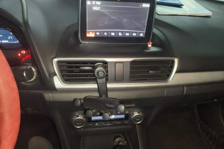 Used Mazda 3 Axela 2014 Sedan 1.5L Automatic Luxury Model Audio And AC Panel