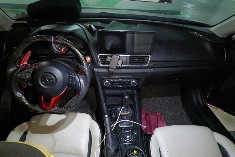 Used Mazda 3 Axela 2014 Sedan 2.0L Automatic Sport Model Center Console