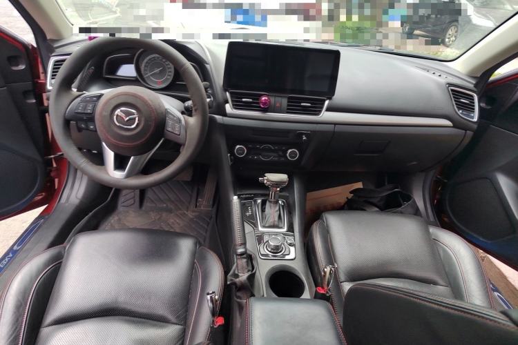 Used Mazda 3 Axela 2014 Hatchback 2.0L Automatic Sport Model Center Console
