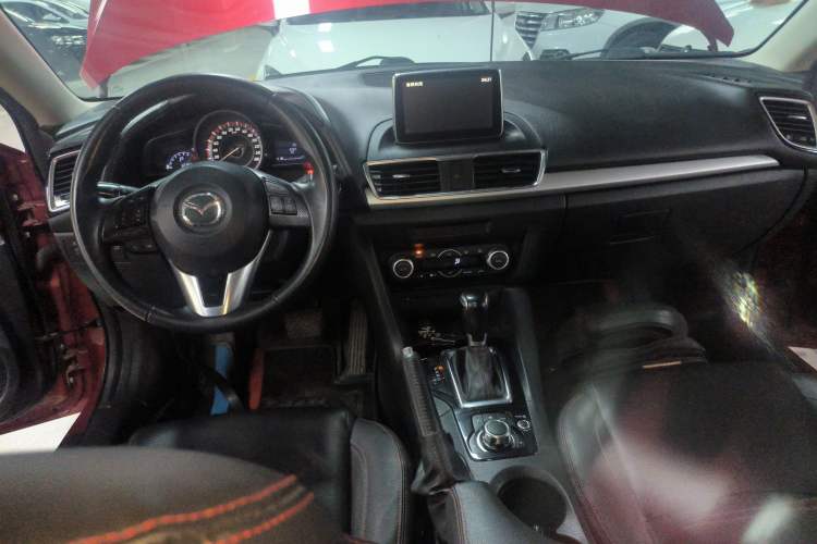 Used Mazda 3 Axela 2014 Sedan 2.0L Automatic Sport Model Center Console