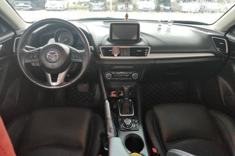 Used Mazda 3 Axela 2014 Sedan 2.0L Automatic Sport Model Center Console
