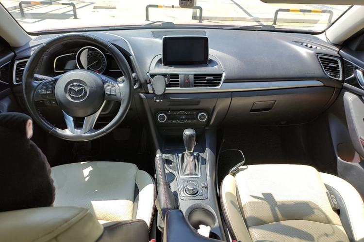 Used Mazda 3 Axela 2014 Sedan 2.0L Automatic Sport Model Center Console