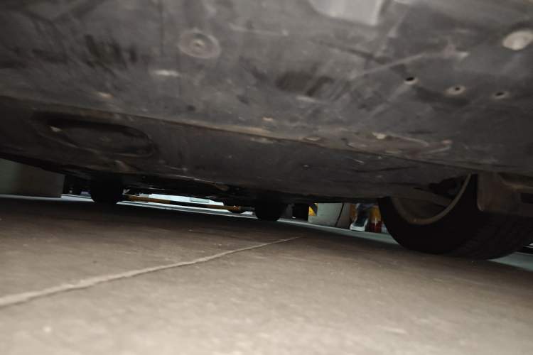 Used Mazda 3 Axela 2014 Sedan 1.5L Automatic Comfort Model Chassis Front