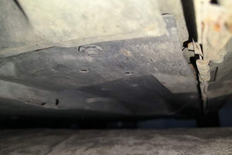 Used Mazda 3 Axela 2014 Hatchback 2.0L Automatic Flagship Model Chassis Front Left