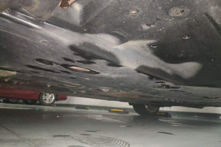 Used Mazda 3 Axela 2014 Sedan 2.0L Automatic Sport Model Chassis Front Left