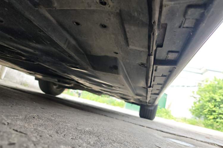Used Mazda 3 Axela 2014 Sedan 1.5L Automatic Comfort Model Chassis Front Left