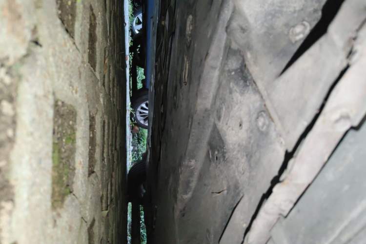 Used Mazda 3 Axela 2014 Sedan 1.5L Automatic Luxury Model Chassis Front Left