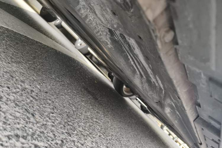 Used Mazda 3 Axela 2014 Sedan 2.0L Automatic Sport Model Chassis Front Left
