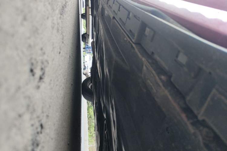Used Mazda 3 Axela 2014 Sedan 1.5L Automatic Comfort Model Chassis Front Right