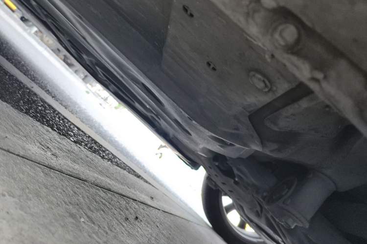 Used Mazda 3 Axela 2014 Sedan 2.0L Automatic Sport Model Chassis Front Right