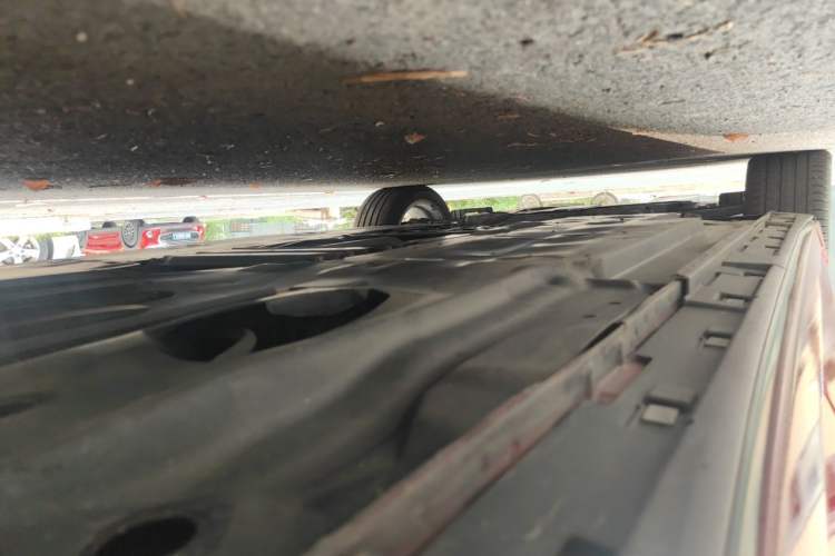 Used Mazda 3 Axela 2014 Hatchback 2.0L Automatic Sport Model Chassis Rear Left