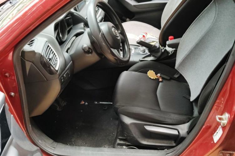 Used Mazda 3 Axela 2014 Sedan 1.5L Automatic Luxury Model Driver Seat