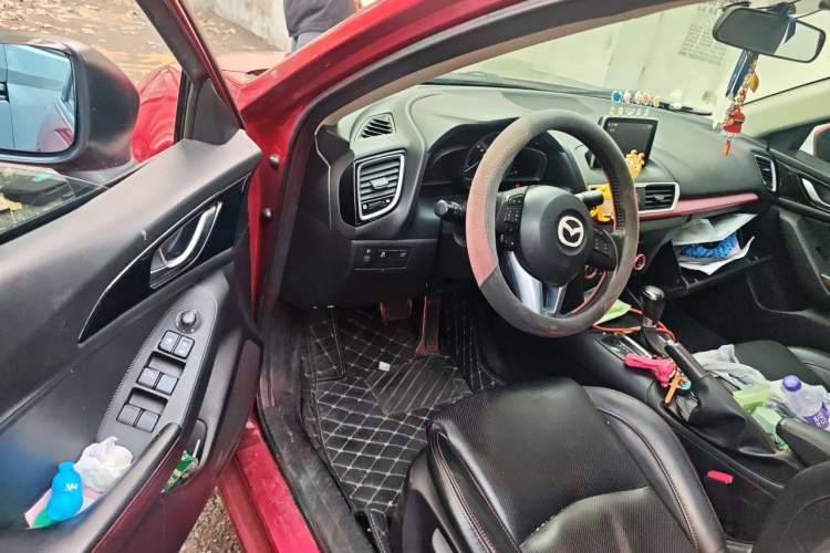 Used Mazda 3 Axela 2014 Sedan 1.5L Automatic Prestige Model Driver Seat
